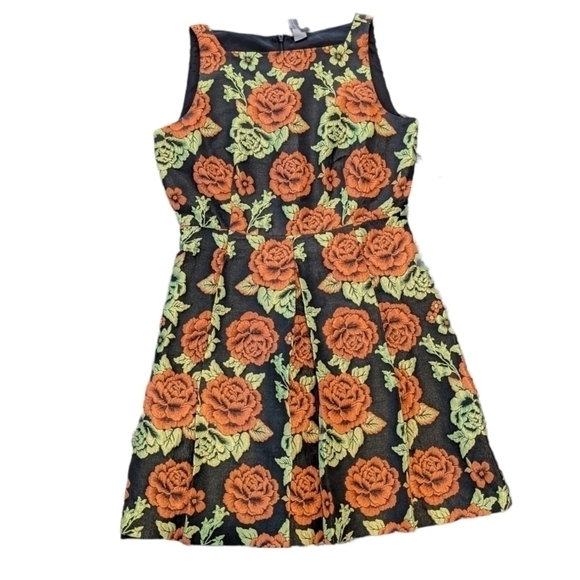 - Label by five twelve floral Dress size 8 - Picture 2 of 6